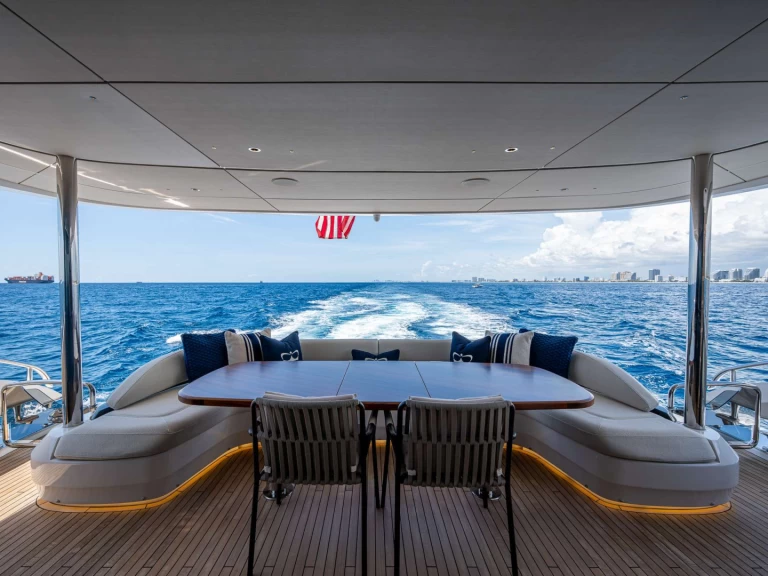 Princess, UK R&amp;R a louer à Fort Lauderdale