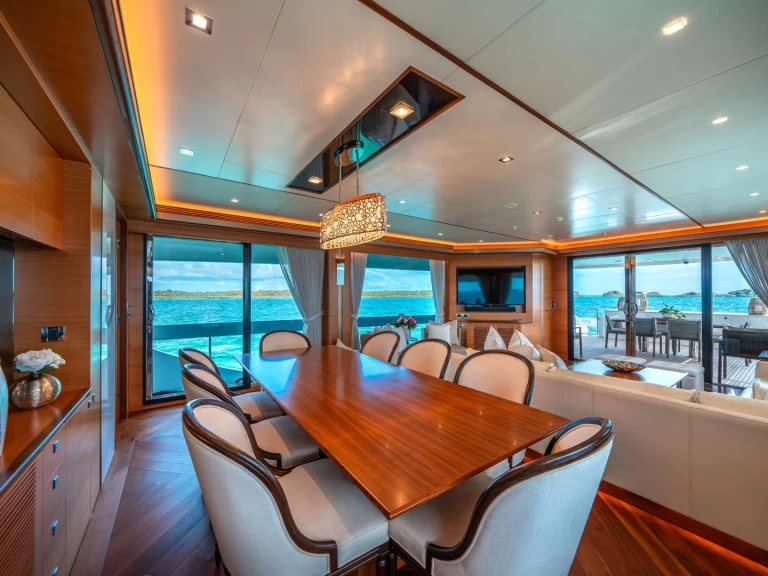 Location Yacht à New England - Horizon MIDNIGHT MOON