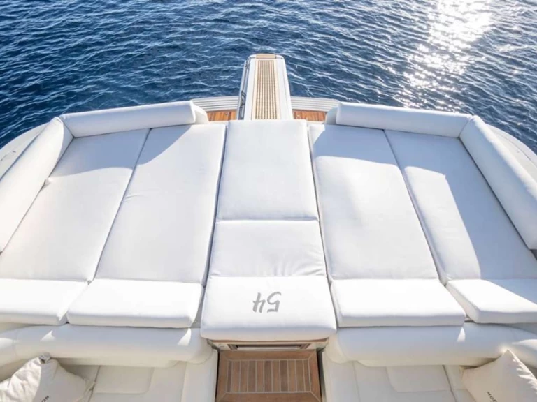 Location bateau Pershing LA KOUPETI à Kalo Livadi sur Samboat