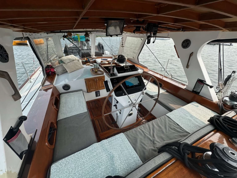 Location bateau Wellington KAI à Newport sur Samboat