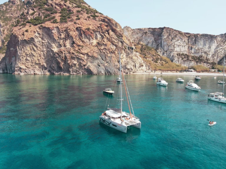 Louer Catamaran avec ou sans skipper Excess à Nettuno