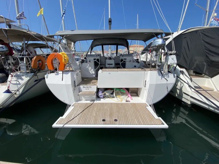 Location bateau Álimos pas cher Bavaria C45 Holiday