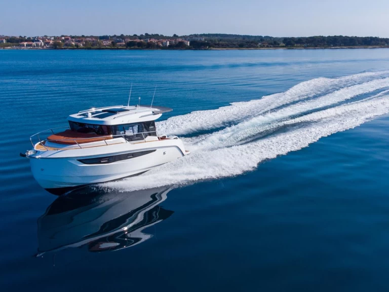 Location Bateau à moteur Kavi Yacht avec permis