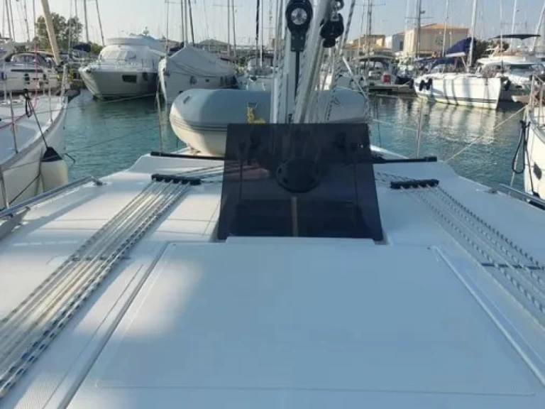 Louez un Bavaria Bavaria C42 à Lefkáda