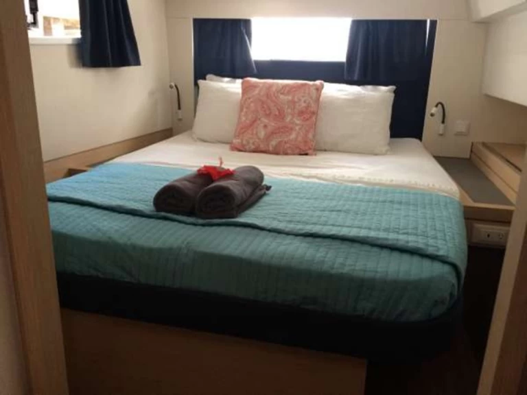 Fountaine Pajot Saona 47 a louer à Belize City