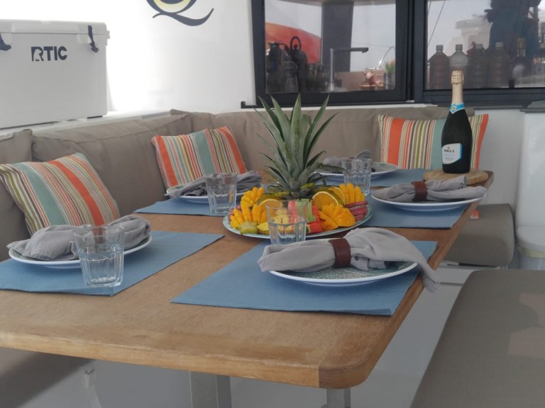 Louez un Fountaine Pajot Saona 47 à Belize City
