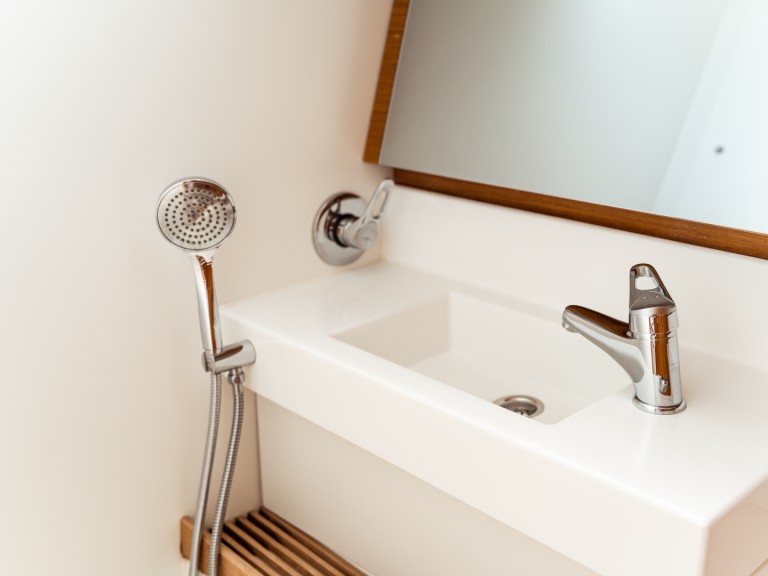 Location bateau Jeanneau Sun Odyssey 440 à Olbia sur Samboat