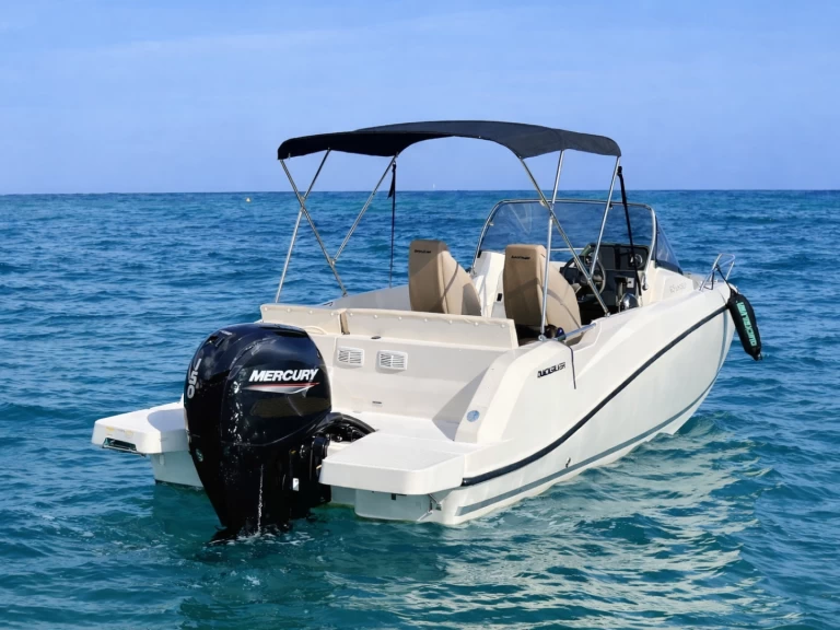 Location à Mandelieu-la-Napoule - Quicksilver Activ 605 Sundeck sur SamBoat