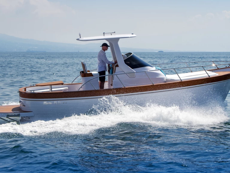 Location Bateau à moteur Mimi avec permis