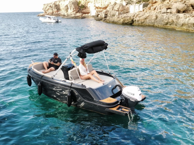 Location bateau San Antonio Port pas cher Open 500 Classic