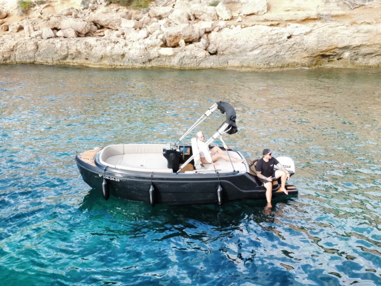 Louez un Mareti Open 500 Classic à San Antonio Port