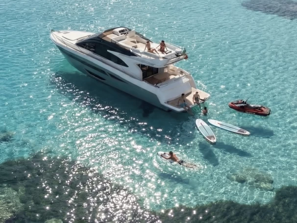 Location Bateau à moteur Intermare avec permis