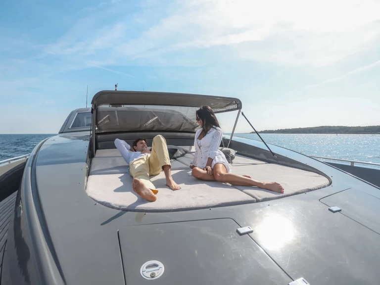 Location bateau Saint-Tropez pas cher A4