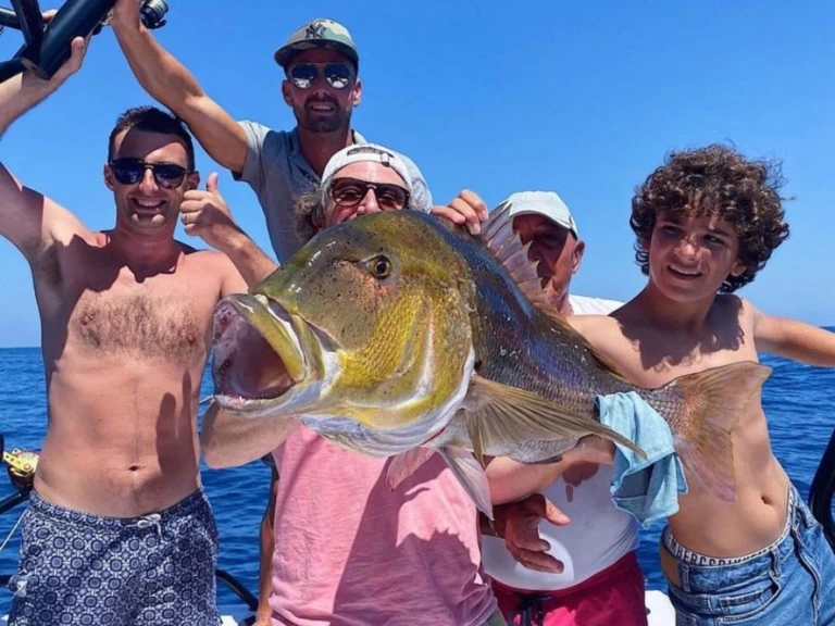 Louez un Saver 33 Saver 33 sport à Marina di Portisco