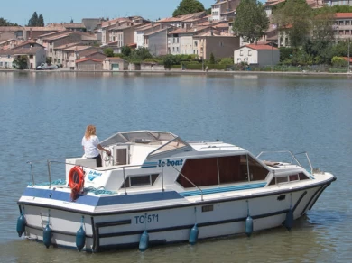 Motorboat to hire Portumna at the best price