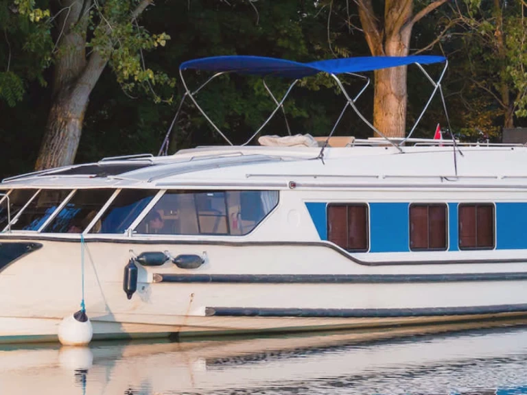 Location bateau Le Boat Vision 3 à Migennes sur Samboat