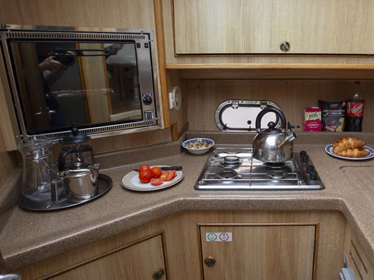 Louez un Le Boat Consul à Chertsey