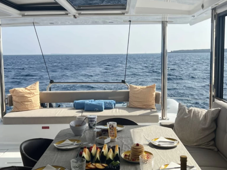 Louer Catamaran avec ou sans skipper Bali à Ibiza Magna