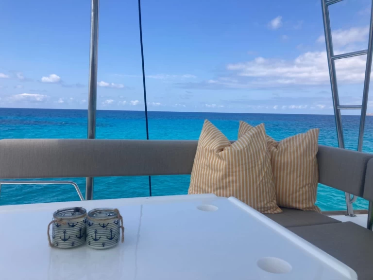 Location bateau Ibiza Magna pas cher Bali 4.6