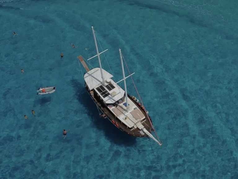 Location Yacht Custom Gulet-Motor Sailor avec permis