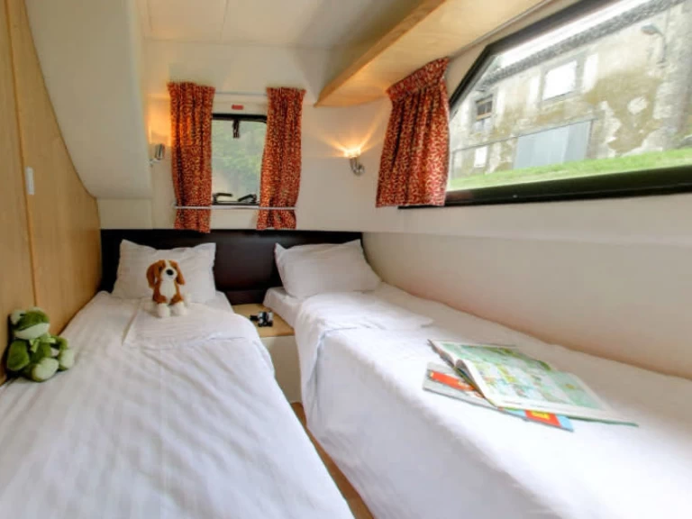 Louer Bateau à moteur avec ou sans skipper Le Boat à Benson