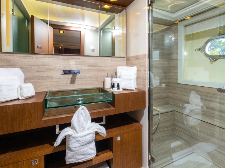 Louer Yacht avec ou sans skipper  à Seget Donji