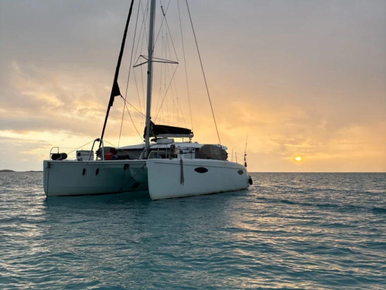 Location bateau Fountaine Pajot Orana 44 à Nassau sur Samboat