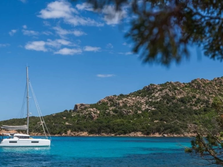 Location à Cugnana Verde - Lagoon Lagoon 38 - 4cab sur SamBoat