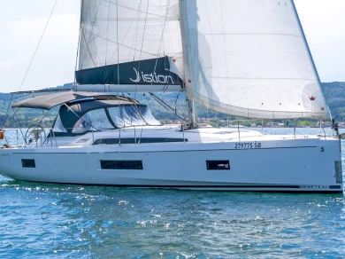 Hyr en Bénéteau Oceanis 51.1 Skradin 