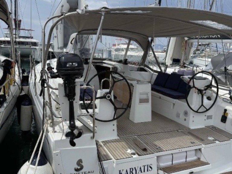 Location à Kos - Bénéteau Oceanis 37.1 sur SamBoat