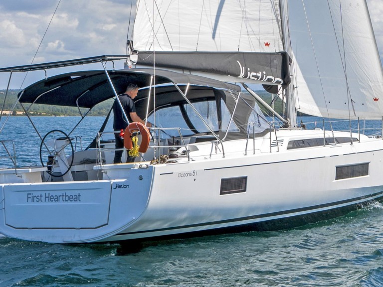 Location Voilier Bénéteau avec permis