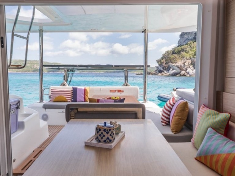 Lagoon Lagoon 38 - 4cab a louer à Cugnana Verde