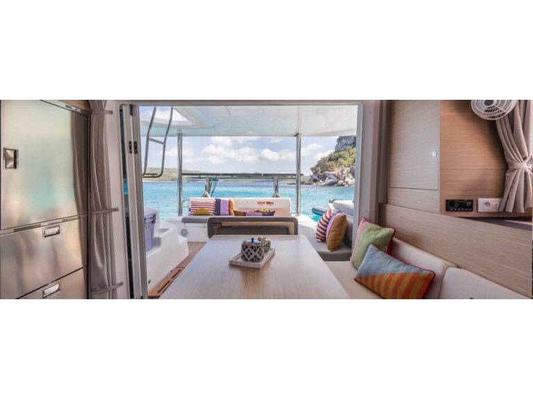 Location à Cugnana Verde - Lagoon Lagoon 38 - 4cab sur SamBoat