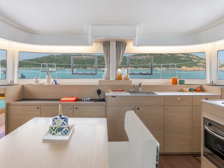 Louez un Lagoon Lagoon 38 - 4cab à Cugnana Verde