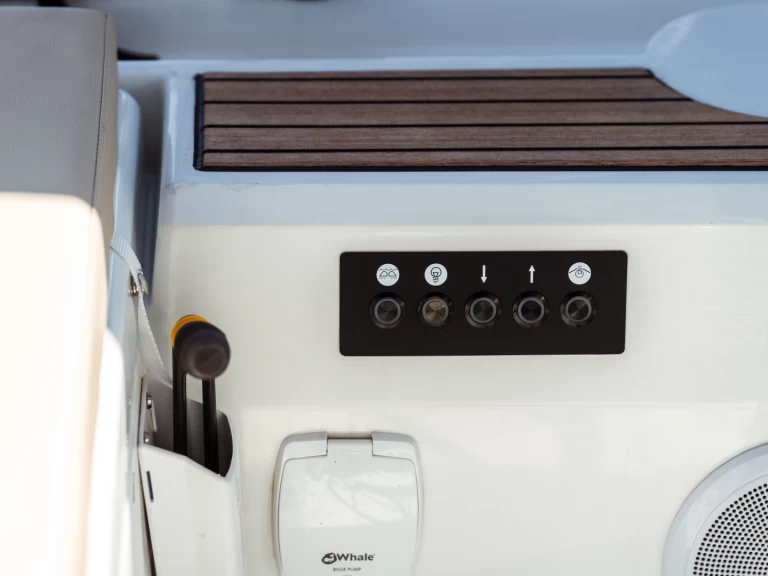 Bénéteau Oceanis 46.1 a louer à Olbia