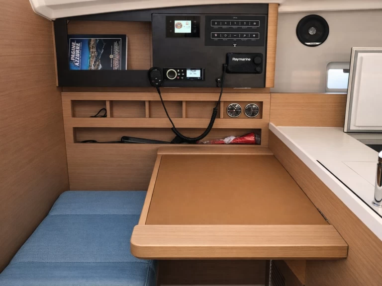 Location Voilier à Nettuno - Jeanneau Sun Odyssey 410