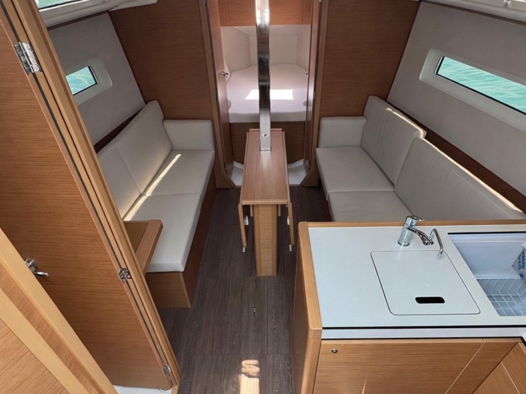 Voilier à louer à Nettuno au meilleur prix