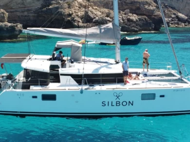 Verhuur Catamaran Lagoon met vaarbewijs