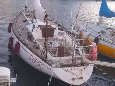 SWAN First 42 a louer à Gênes