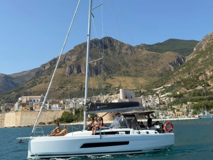 Location bateau Dufour Dufour 37 à Castellammare del Golfo sur Samboat