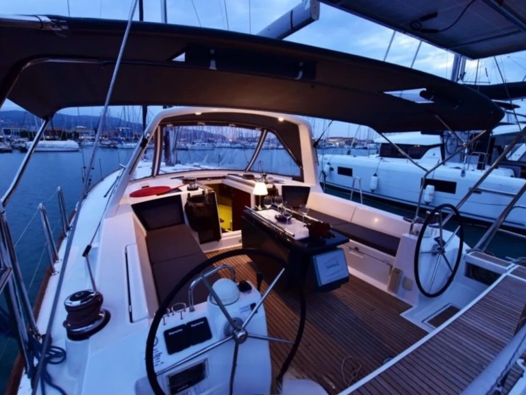 Location bateau Lefkáda pas cher Oceanis 45