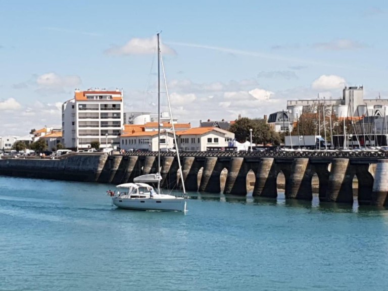 Bénéteau Oceanis 45 a louer à San Miguel De Abona