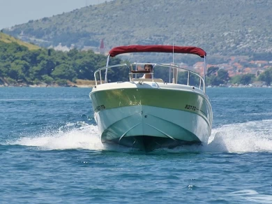 Wynajem Motorówka Mingolla z patentem 