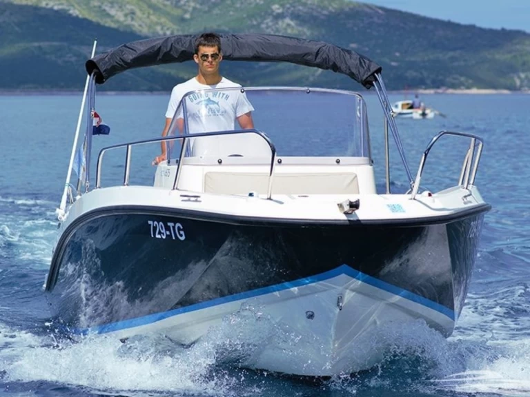 Location à Trogir - Quicksilver Quicksilver 675 Activ Open sur SamBoat