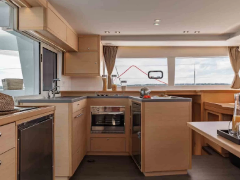 Location Catamaran à Portofino - Lagoon Lagoon 450 F