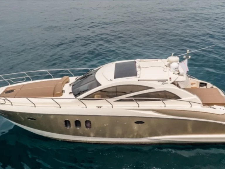 Louez un Astondoa Astondoa 53 HT à Portofino