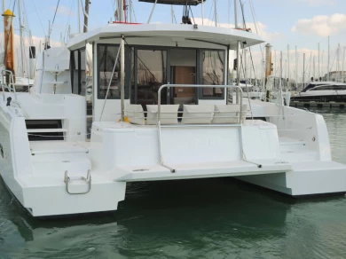 Catamaran à louer à Lefkáda au meilleur prix