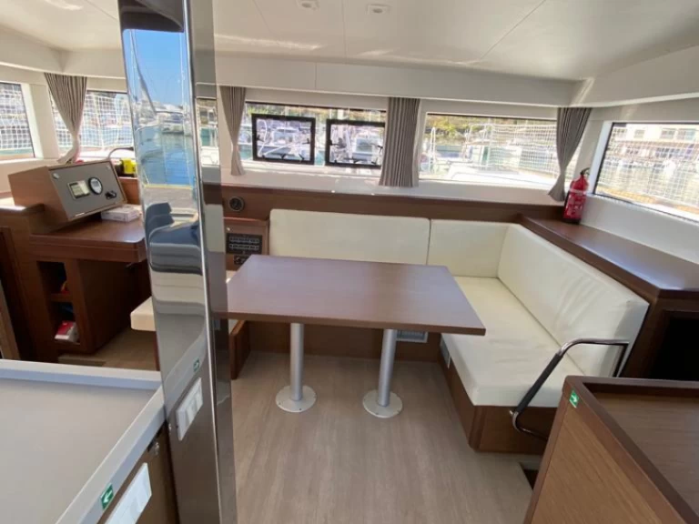 Louer Catamaran avec ou sans skipper Lagoon à Capo d'Orlando