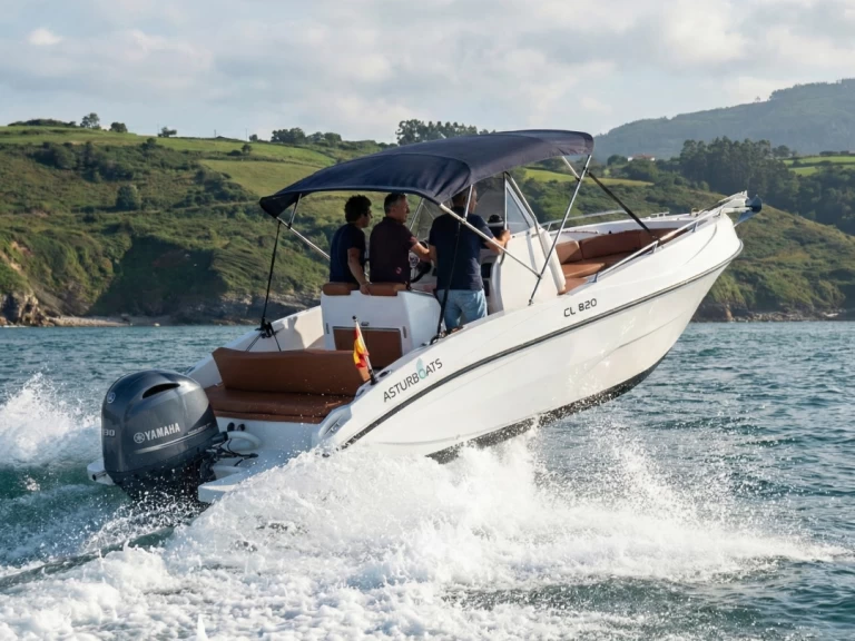 Location Bateau à moteur à Gijón - Nireus CL620