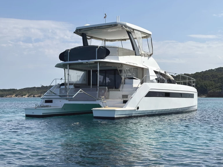 Location Bateau à moteur Leopard avec permis